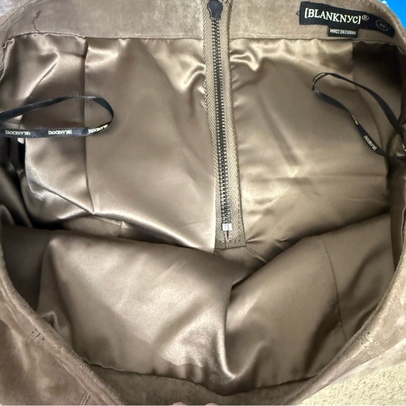 Blank NYC camel suede mini skirt size 30 - Picture 7 of 9